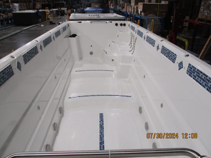 Catalina 21' Pool