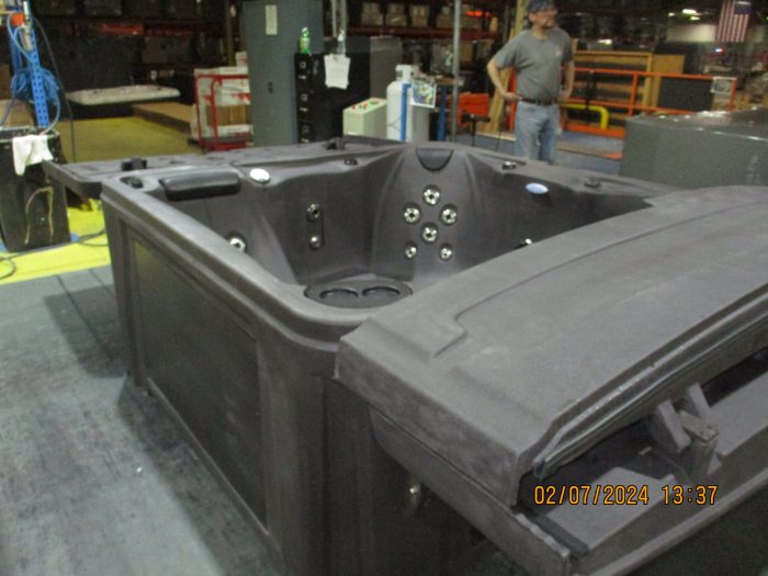 Tuff Spa Platinum TT650
